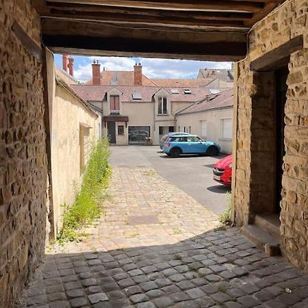 Studio Duplex Hypercentre Au Calme Avec Parking Fontainebleau Exterior foto