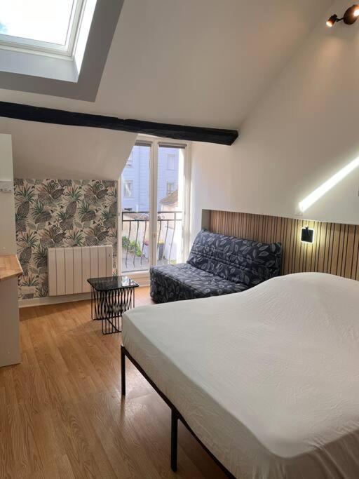 Studio Duplex Hypercentre Au Calme Avec Parking Fontainebleau Exterior foto